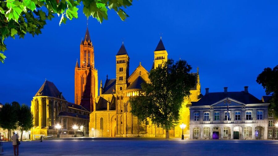 Best of Maastricht: Private Walking Tour with a Local - Hidden-side street finds, without the tourist-route fatigue