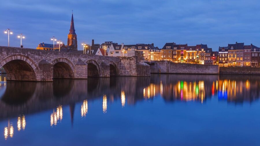 Best of Maastricht: Private Walking Tour with a Local - A local guide makes the difference, especially with story-driven stops