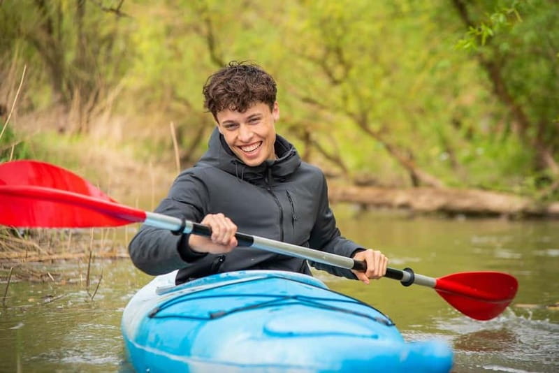 Biesbosch: Kayak Rental with Route Map and Life Jacket - What to bring and what not to bring
