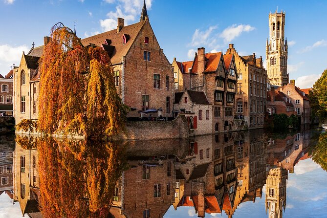 Charms of Brussels and Bruges Day Trip from Amsterdam - Town Hall in Bruges: what the guided portion adds