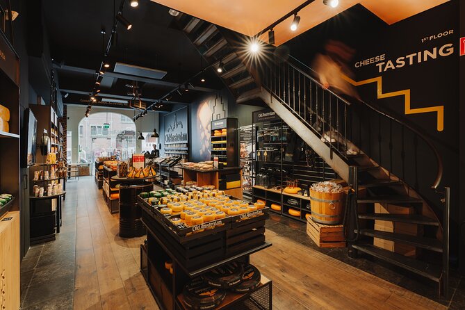 Cheese and Wine tasting in Amsterdam - Your hour plan: what happens from start to finish