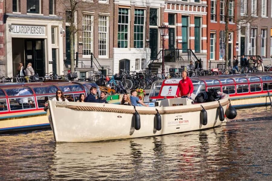 Cheese & Drinks Guided Amsterdam Boat Tour, All Inclusive - Price check: is $34 good value for this Amsterdam cruise?