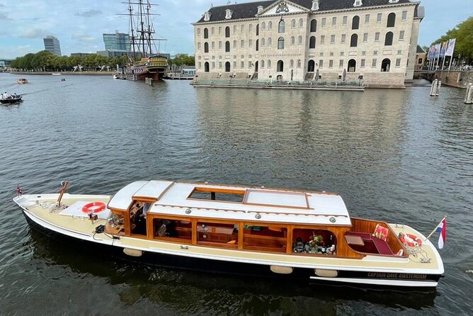 Cruise Amsterdam like a Local — Small Group 12 pax - Timing: Multiple Start Times, Plus the Comfort for Evening Cruises