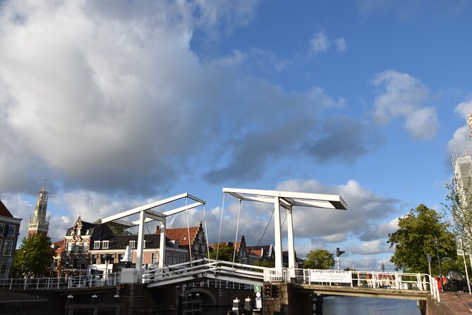 Cultural and Historical Audio guided walking tour Tour of Haarlem - Stop 1: Hofje van Oorschot, Haarlem’s quiet courtyard world