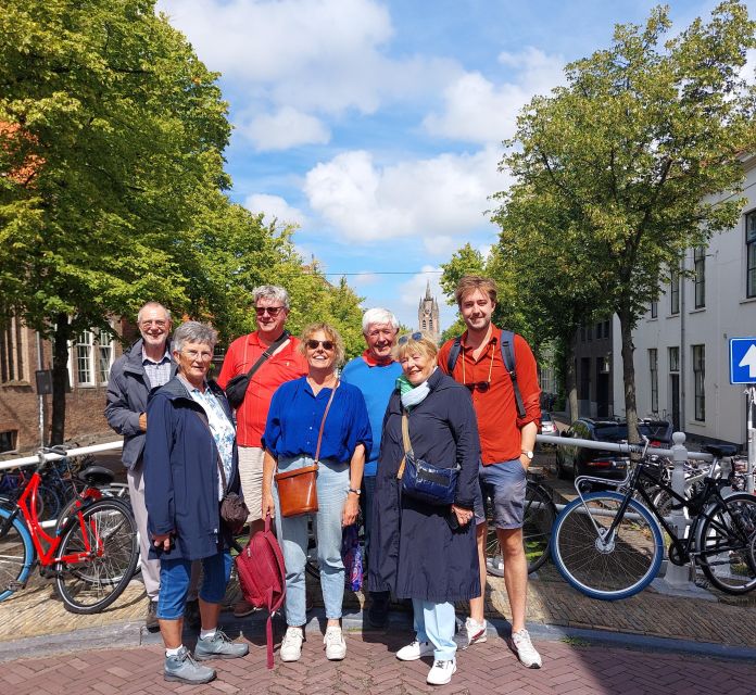 Delft: Dive into the Golden Age on a Private Walking Tour - Bridges and canal views, including some of Delft’s 75 bridges
