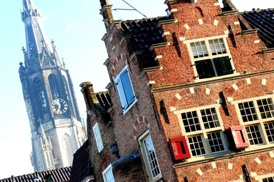 Delft: Guided Walking Tour - Vermeer streets: seeing the town behind the paintings
