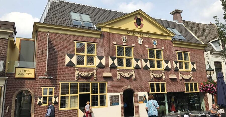 Delft: Vermeer Centrum Delft Museum Entry Ticket - Audioguide orientation and the basement film
