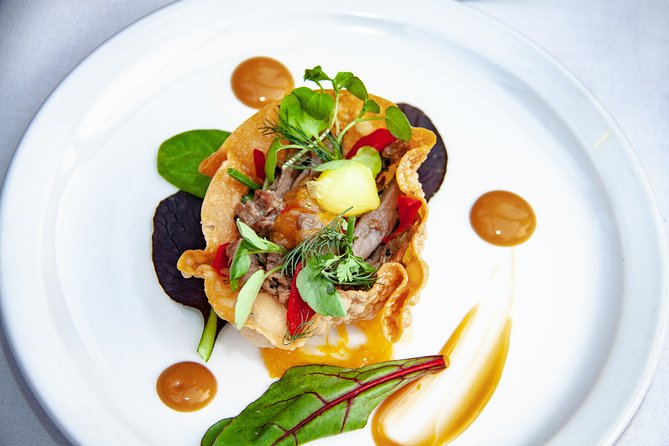 Dinner Canal Cruise Amsterdam: 3-Course Dinner Included - Oudezijds Voorburgwal: The Old Canal-Vibe at Evening Pace