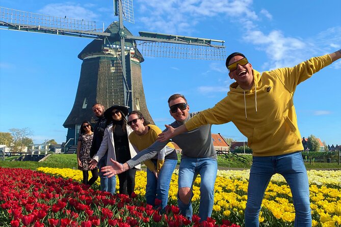 Discover Holland’s Beautiful Tulip Fields with an Expert Guide - What to pack for muddy fields and photo-friendly walking