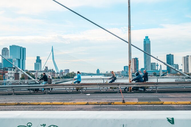 Discover Rotterdam: Classic Highlights Bike Tour with a Local - Rotterdam by bike, a fast way to get your bearings