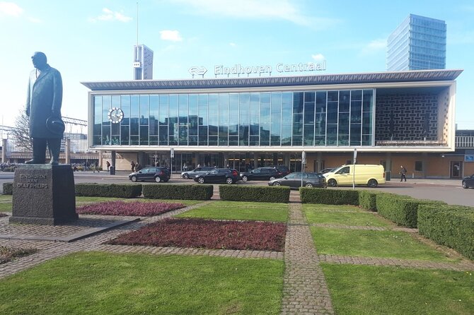 Discover the best spots in Eindhoven with Outside Escape - Price and time value for a group of up to 6