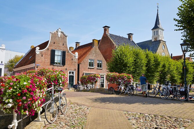Discover The Netherlands Tour (from Amsterdam) - Private transport and the snack-pack: small extras that help a long day