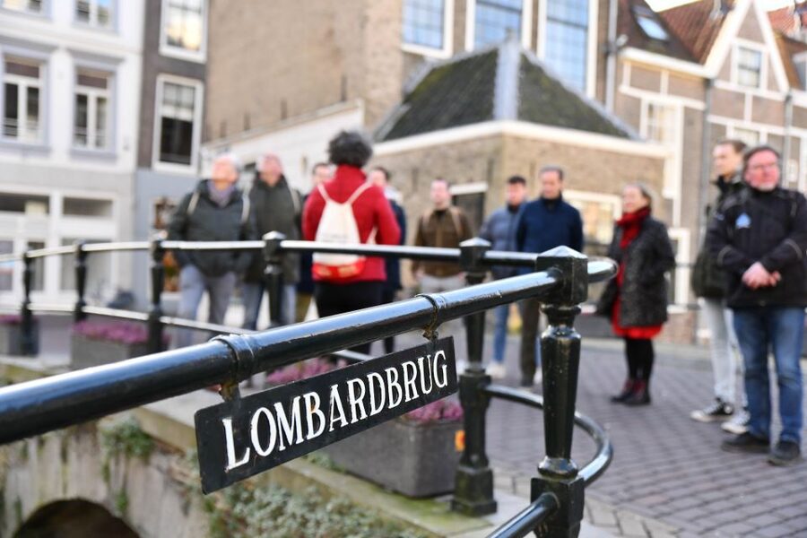 Dordrecht: Highlights and Hidden Gems Walking Tour - Dordrecht’s Big Landmarks: City Hall and Church of Our Lady