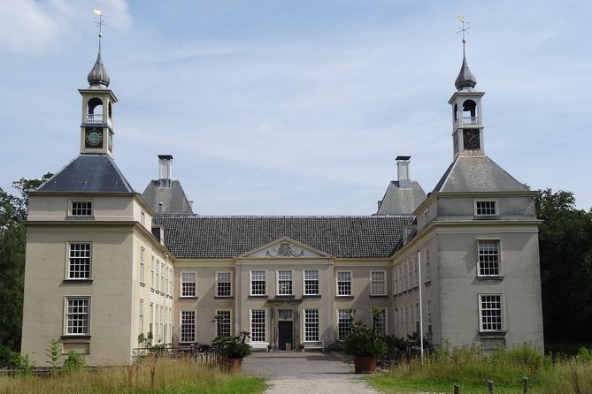 Drive it yourself electric History and Castle GPS audio tour - Keukenhof Castle: public grounds, private castle