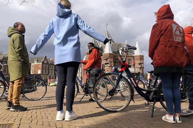 E-Bike Tour, Amsterdam's Highlights and Hidden Gems - Should You Book This E-Bike Highlights and Insider Corners Tour?