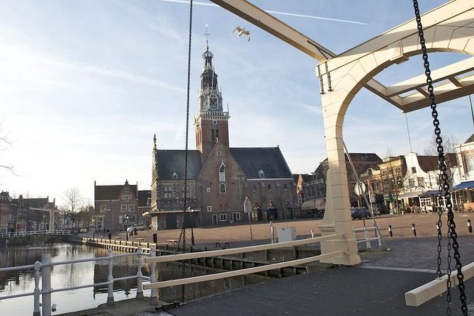 e-Scavenger hunt Alkmaar: Explore the city at your own pace - The riddle format: challenges, photos, and scoring