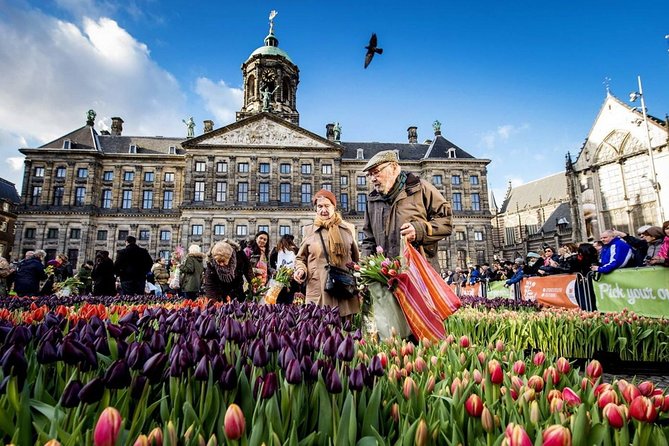 e-Scavenger hunt Amsterdam: Explore the city at your own pace - Stop 1 to 3, canal views then Anne Frank House and Westerkerk