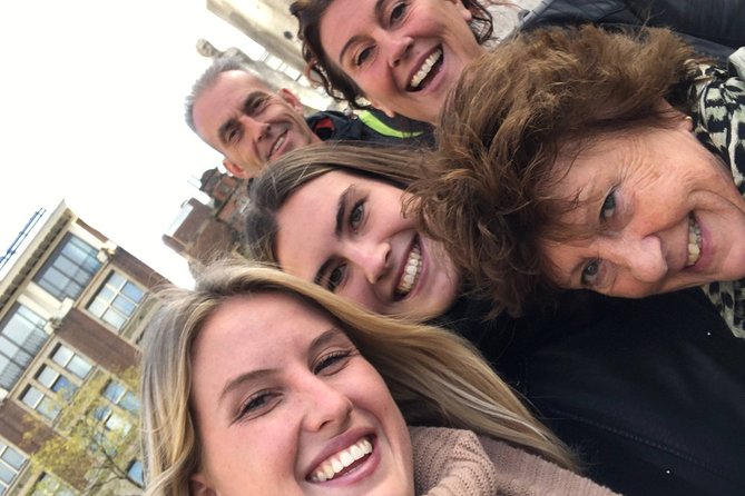 e-Scavenger hunt Dordrecht: Explore the city at your own pace - Price and value: $37.35 per group, not per person