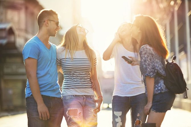 e-Scavenger hunt Groningen: Explore the city at your own pace - Practical expectations: smartphone dependence and app access codes