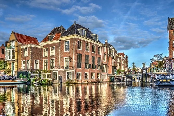e-Scavenger hunt Leiden: Explore the city at your own pace - Value and price: $37.33 per group up to 6
