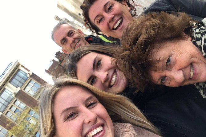 e-Scavenger hunt Utrecht: Explore the city at your own pace - Janskerk and Nicolaïkerk: Two Different Church Personalities