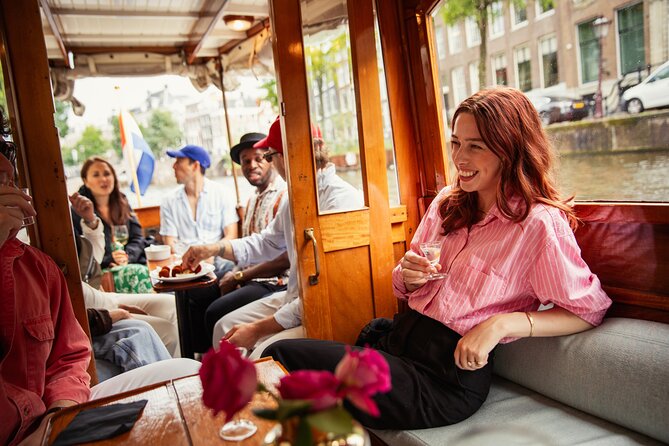 Eating Amsterdam: Food Tour & Canals Cruise - Noordermarkt to Herengracht: how the route actually feels