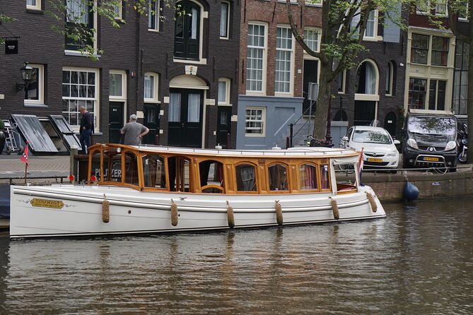 Eating Amsterdam: Food Tour & Canals Cruise - What you’ll likely taste: Dutch staples plus one smart twist