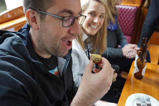 Eating Amsterdam: Food Tour & Canals Cruise - Should you book Eating Amsterdam: Food Tour & Canals Cruise?
