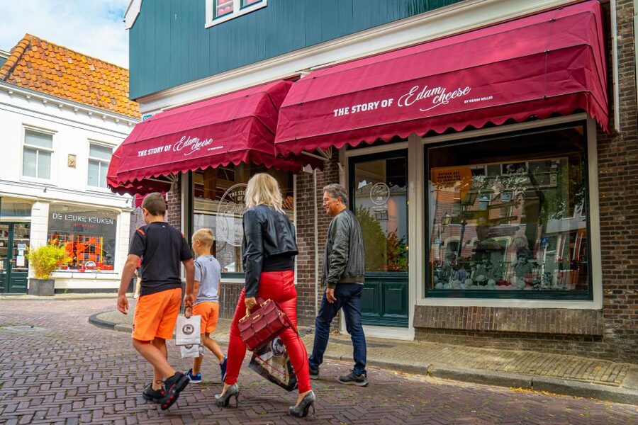 Edam: Edam Cheese Museum Entry Ticket - Languages, groups, and who this ticket suits best