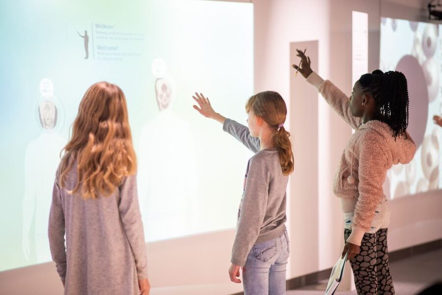 Eindhoven: Philips Museum Entry Ticket - Timed extras: Mini Lectures and The Lamp performance