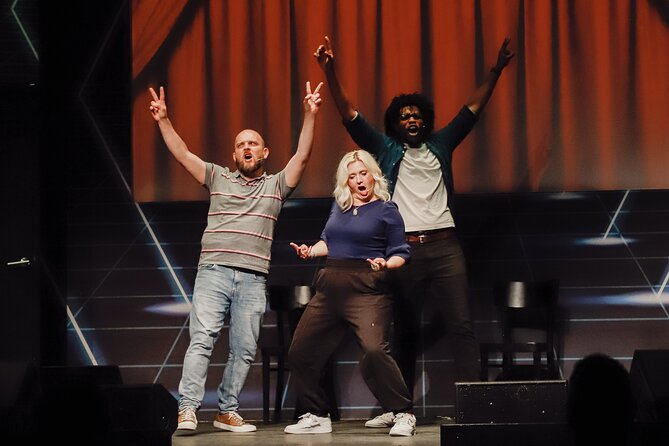 English Comedy Show Amsterdam: Boom Chicago - Who should book Boom Chicago, and who might skip?