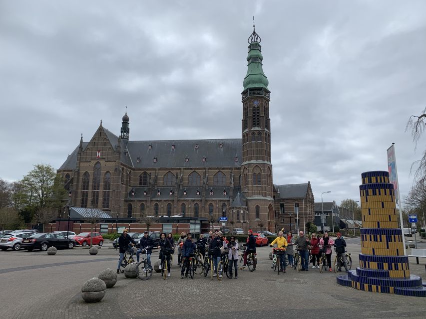 Enjoy the tulip fields in a Landrover with a local guide! - Lisse photo stop and St. Agatha Church, local story included