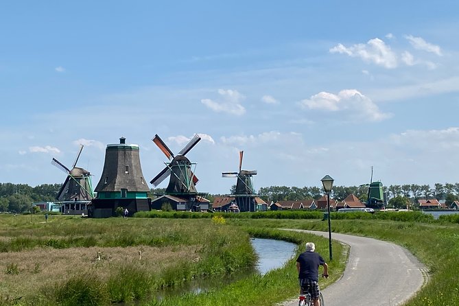 Escape Amsterdam: E-Bike to Zaanse Schans Windmills & Zaandam - Pace, distance, and what 5.5 hours feels like