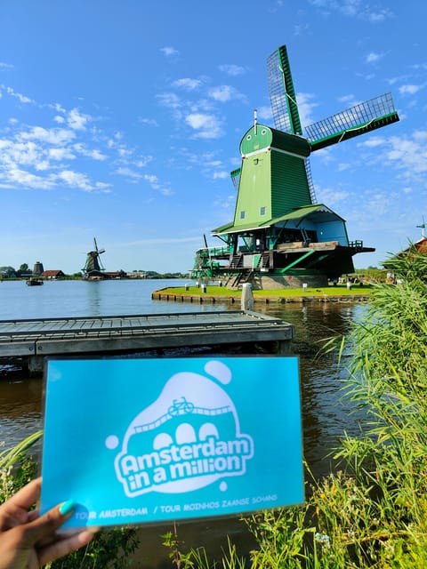 Excursion from Amsterdam to the windmills of Zaanse Schans - Zaanse Schans: the mill village that feels frozen in time