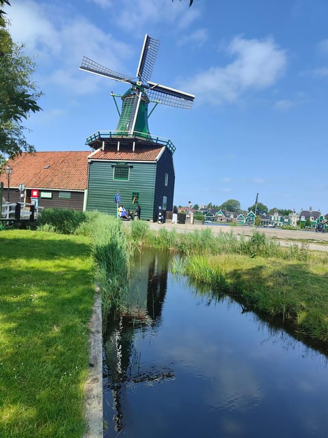 Excursion from Amsterdam to the windmills of Zaanse Schans - Zaanse Schans windmills: what you’ll actually learn and see