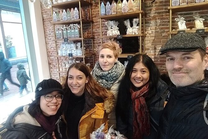 Food Tour Amsterdam | Taste The Best of Dutch Flavors - Stop 2: Henri Willig Kaas, Gouda With a Story