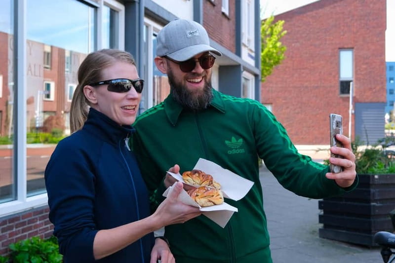 Food Tour by Bike: enjoy 6 bites and cycle trough Utrecht - Stop by stop: where the vegan tastings happen