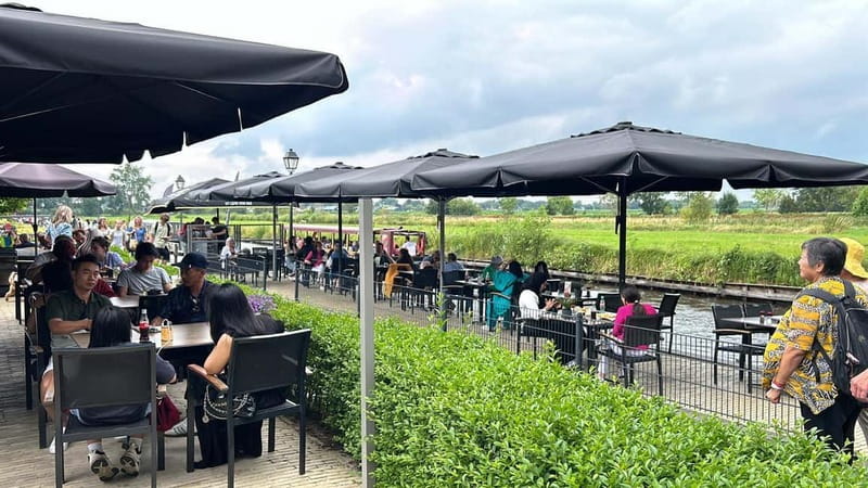 From Amsterdam to Giethoorn Day Trip - Giethoorn on your terms: walking, bites, and optional wheels