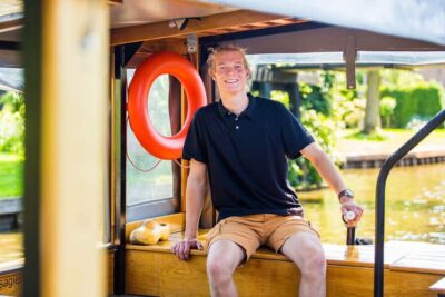 Ultimate Giethoorn Experience with Boat Tour