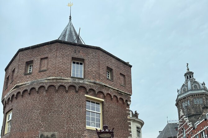 Ghost Walking Tour and Dark History in Amsterdam - Finding the Meeting Spot Near De Dam (Without Getting Lost)