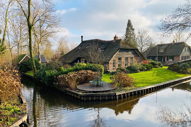 Giethoorn and Zaanse Schans Day Tour Small Group Incl. Boat Ride - Price and logistics: what makes the $143.61 feel fair
