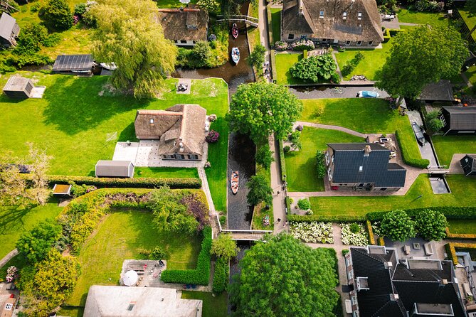 Giethoorn Day Trip from Amsterdam with Boat Trip - Free time in Giethoorn: how to use it without wasting the day