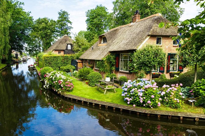 Giethoorn Private Tour & Boat Trip - Quick Highlights You Can Count On
