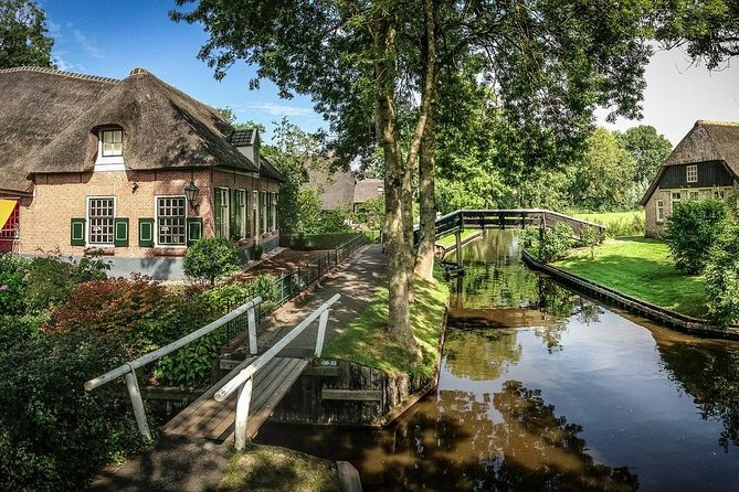 Giethoorn Private Tour, Canal Cruise and Windmills from Amsterdam - Private Mercedes pickup and why it changes the whole day