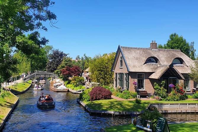 Giethoorn, Zaandam & Zaanse Schans Day Tour w/ Small Boat Ride - Key things to know before you go