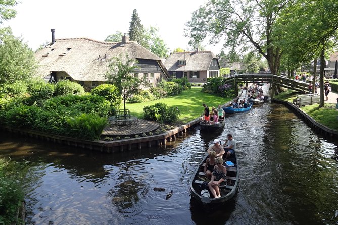 Giethoorn, Zaandam & Zaanse Schans Day Tour w/ Small Boat Ride - Comfort and practical tips that actually help