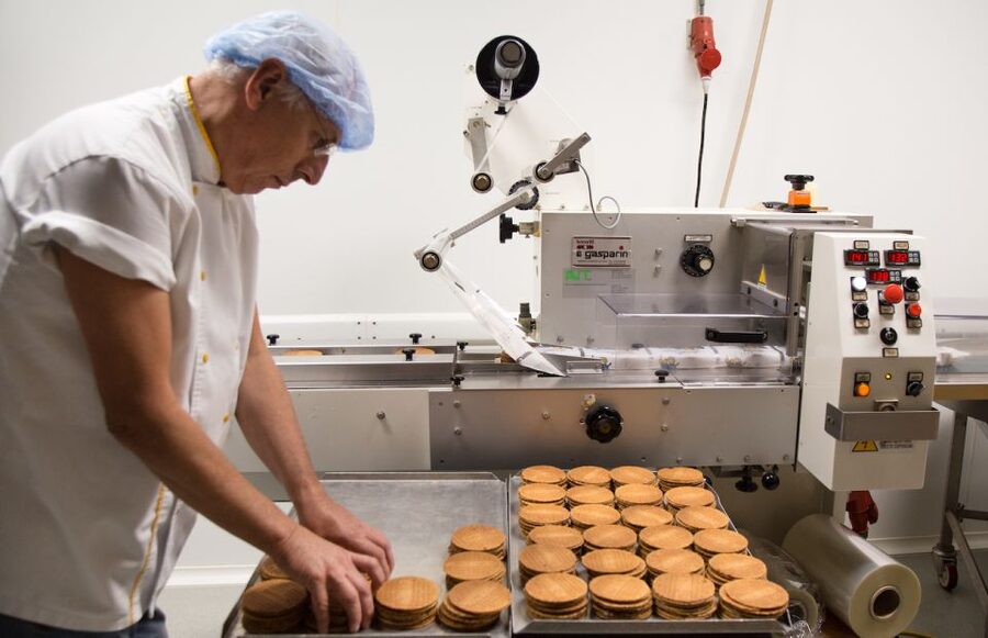 Gouda: Syrup Waffle Factory Ticket with a Waffle - Price and time: is $14 worth it in Gouda?