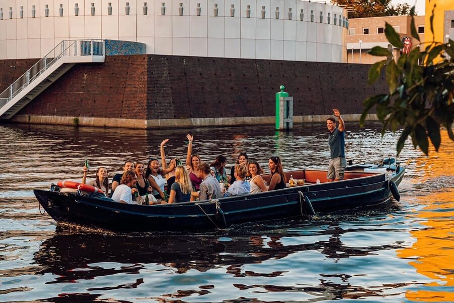 Groningen: City canal cruise (with unlimited drinks) - Where Borrelvloot departs, and why the location matters