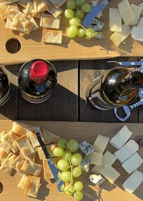 Groningen: Evening Cheese and Wine cruise - Wine, cheese, and the open-bar rhythm during your cruise