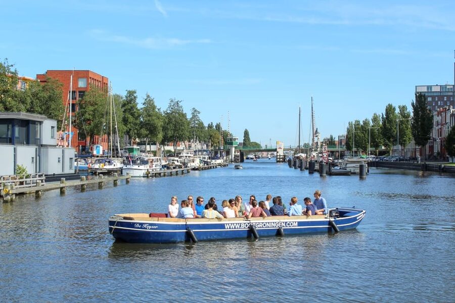 Groningen: Evening Cheese and Wine cruise - Price value: how $35 turns into an all-in evening